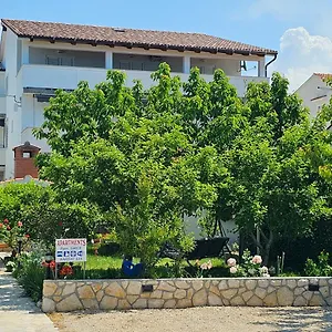 https://fam-grce.primorje-gorskikotar.com